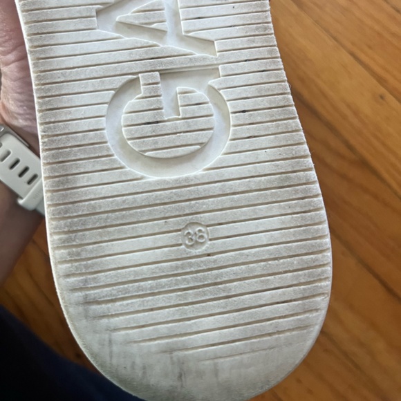 EUC- GANNI White Vegea Sneakers - size 38 - Picture 6 of 9